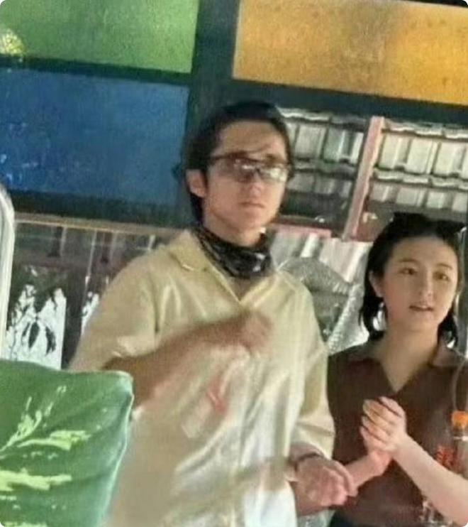 泳装出镜白肌肤小蛮腰看不到一丝赘肉AG真人这谁顶得住！25岁李兰迪(图8)